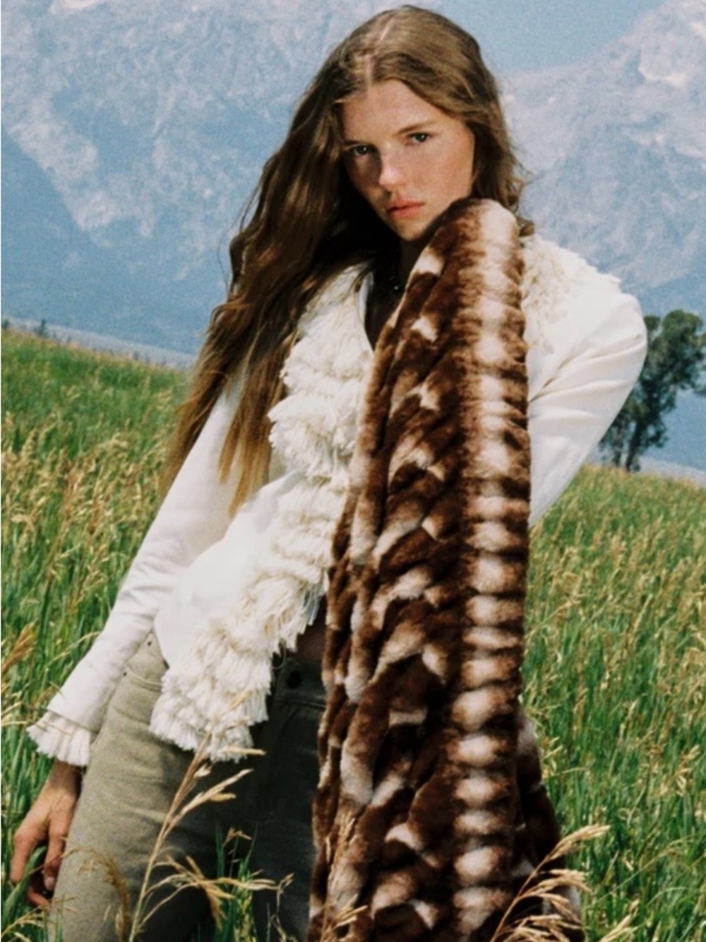 Lola Blankets/Teton Saddle/Faux Fur Throw/Blanket/Size L/NEW! NWT! SEALED!!!